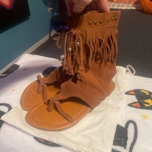 “Vintage” SPELL & THE GYPSY COLLECTIVE Warrior fringe suede sandal booties RARE